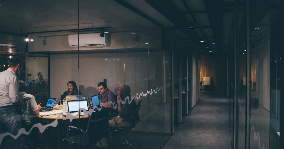 Gaming Startup Pitch Deck: How to Structure a Pitch That Gets Players Funded