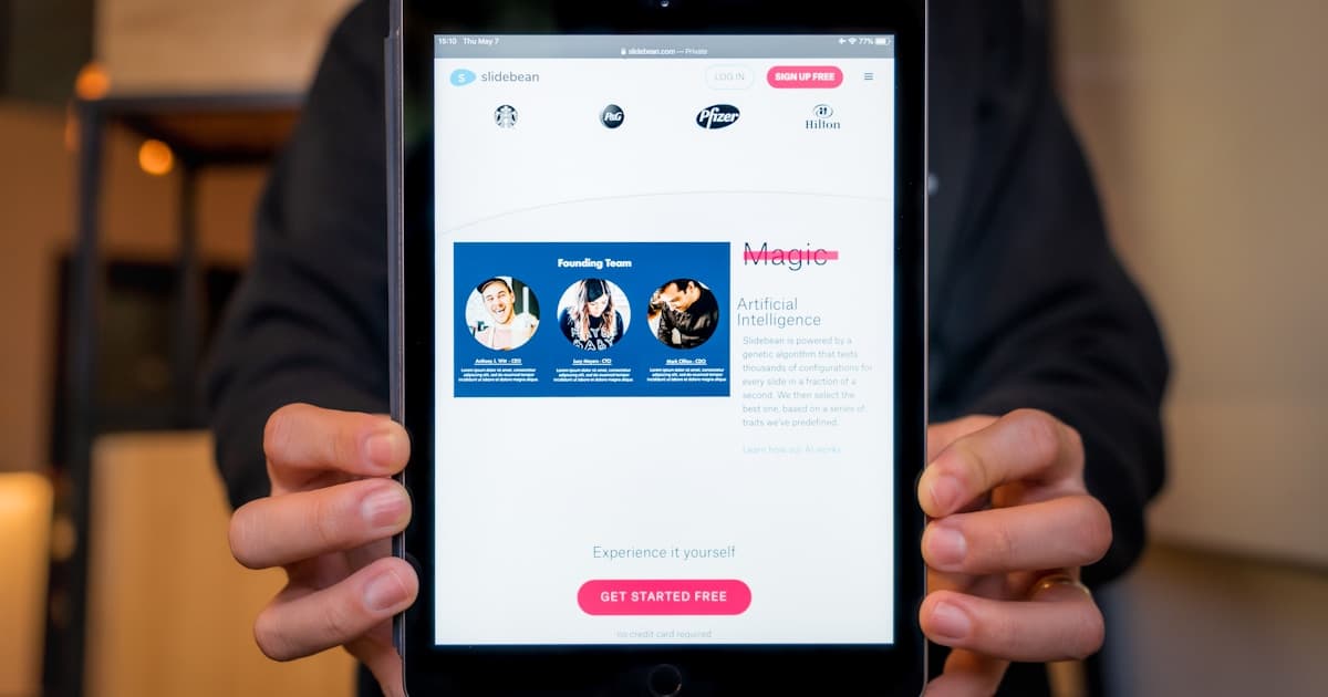 How to Make Your Pitch Deck Stand Out in a Crowded Market