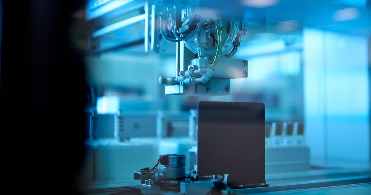 Healthtech Startup Pitch Deck: Structure, Slides & What Healthcare Investors Expect