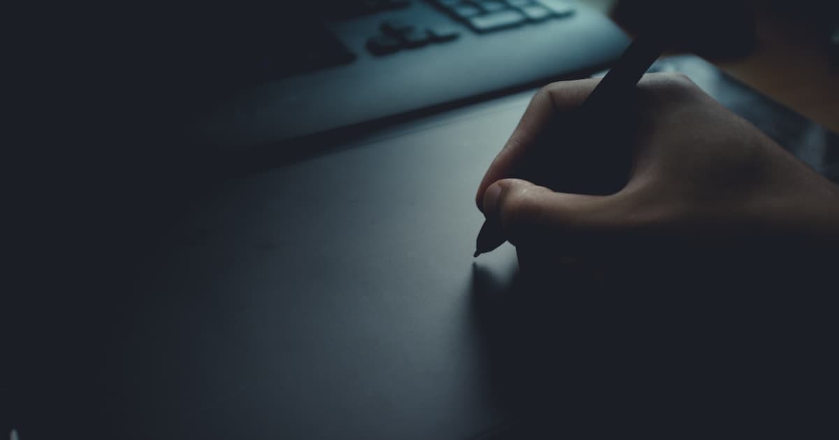 How to Build a Professional Pitch Deck Without Hiring a Designer